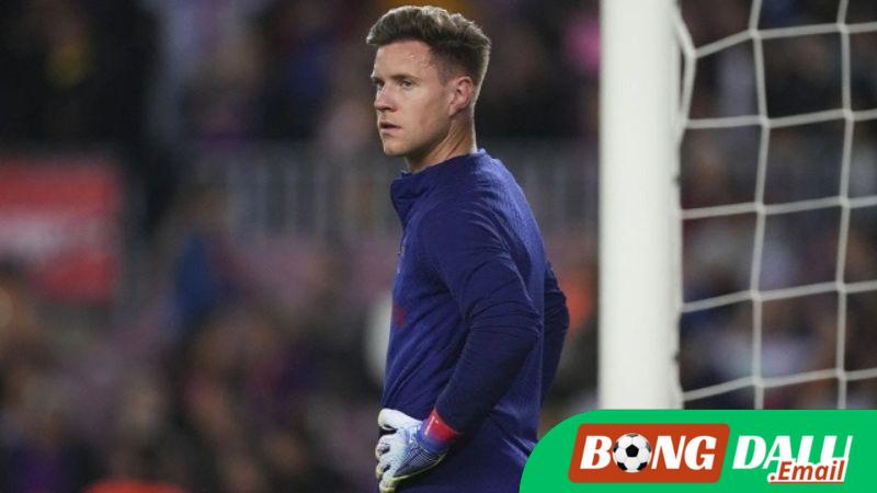 Flick thừa nhận sai sót trong cách xử lý với Ter Stegen