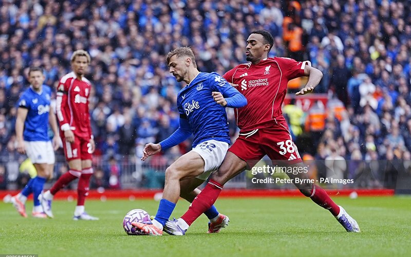 Gravenberch là sự lựa chọn đáng tin cậy của HLV Slot